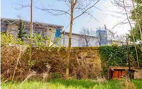 3 Bed Central Apartment - Pet Friendly